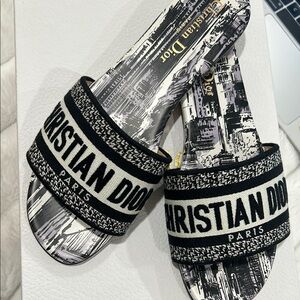 Dior Black and White Women's Slides